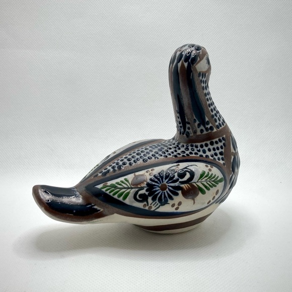 Tonala Bird Handmade in Mexico, Quail, Enamelled Paint Finish Dark Blue & Brown - Picture 2 of 7